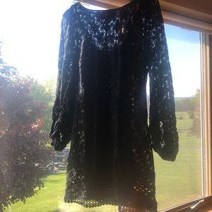 Black lace dress